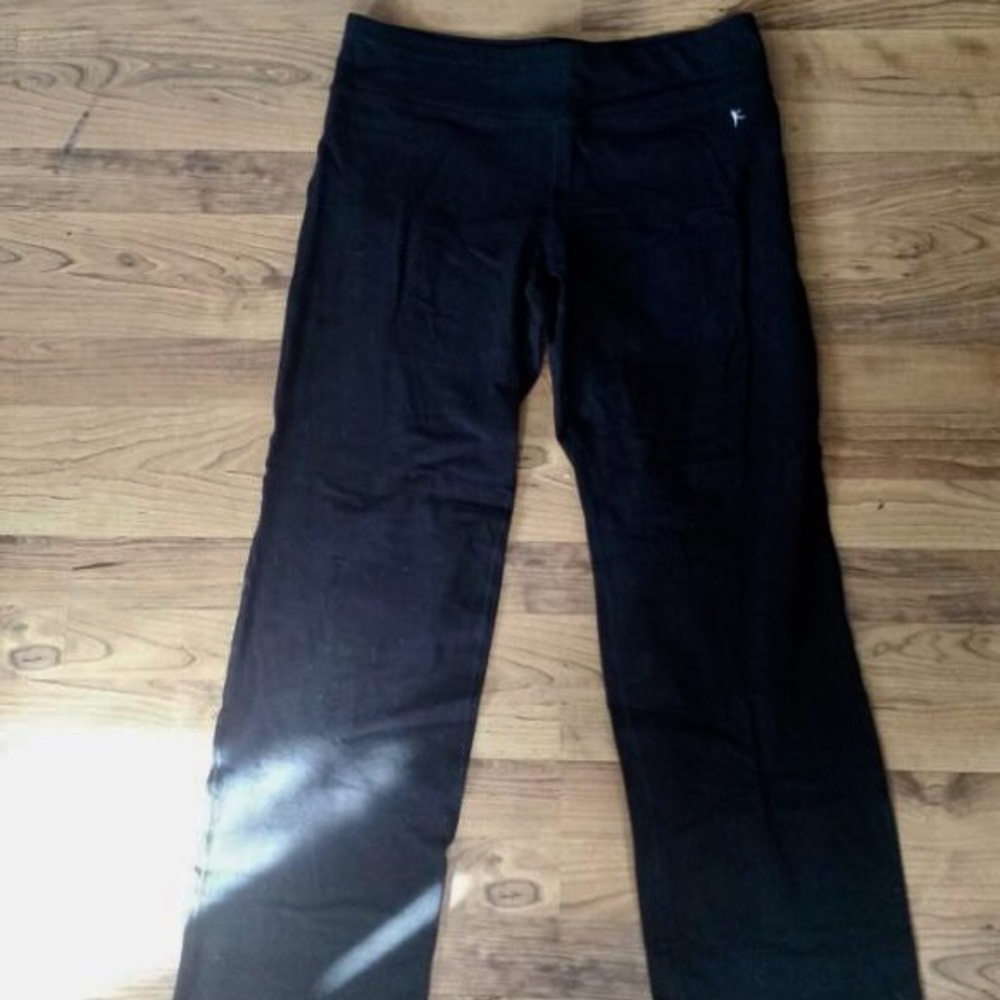 NWOT Semi Fitted Athletic Pants